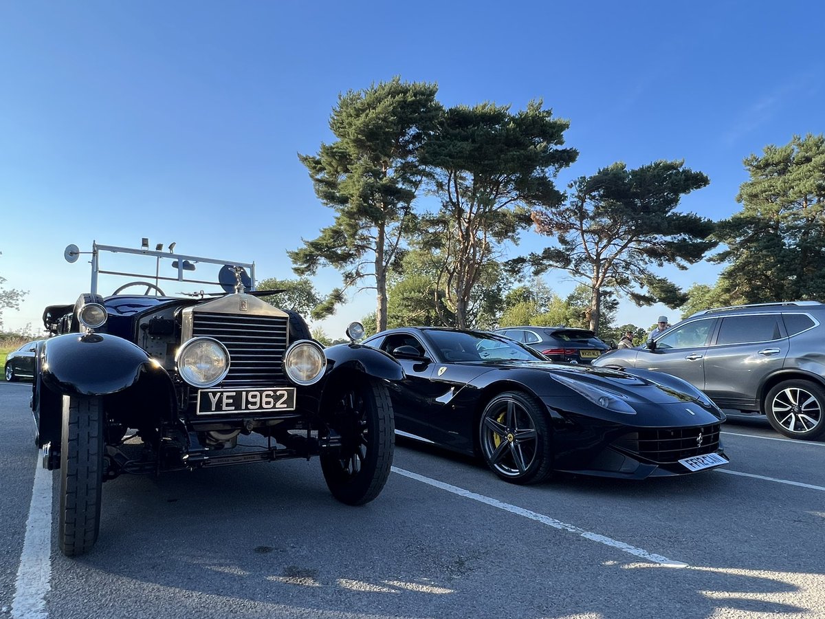 southerncarsuk1's tweet photo. Very excited….saw Sir Malcom Campbells Rolls at #trcdoc Car Meet last night #motoringlegends #rollsroyce #sirmalcolmcampbell https://t.co/7tQIeKxapS