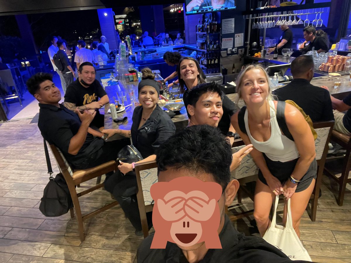 jayar___'s tweet photo. I guess I’m not leaving….maybe https://t.co/JvtIN9PzWg