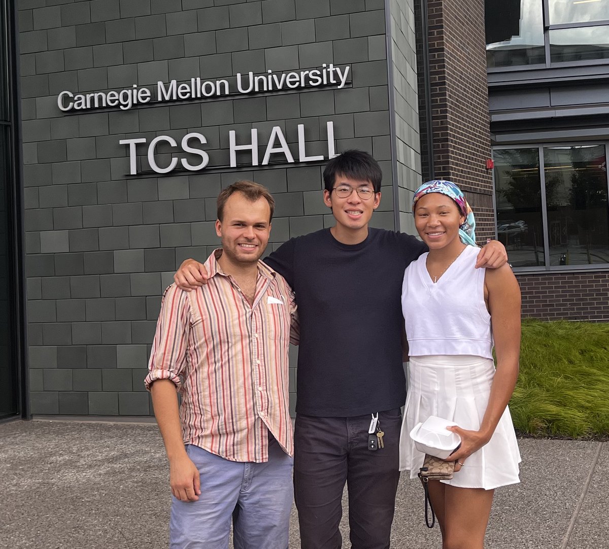☺️I had the privilege of mentoring two stellar undergrads in <a href="/SCSatCMU/">CMU School of Computer Science</a> @isrcmu's (paid!) Research Experience for Undergrads in Software Engineering program this summer:
cmu.edu/scs/isr/reuse/

Let me introduce them to y'all &amp; brag about their work…
