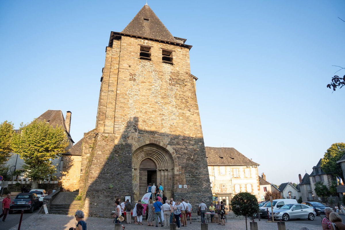 festivalVezere's tweet photo. Les ingrédients d'un #concert + que réussi ? Un superbe lieu @VilleAllassac, le talentueux #guitariste Emmanuel #Rossfelder, des anecdotes croustillantes et beaucoup d’humour.
Recette et illustrations ici😉 : https://t.co/24Z89F4GzA
#41eFDV #festival #guitare https://t.co/vBh48FVIVa