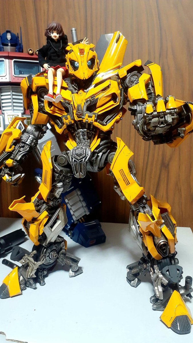 バンブルビー のイラスト マンガ コスプレ モデル作品 127 件 Twoucan