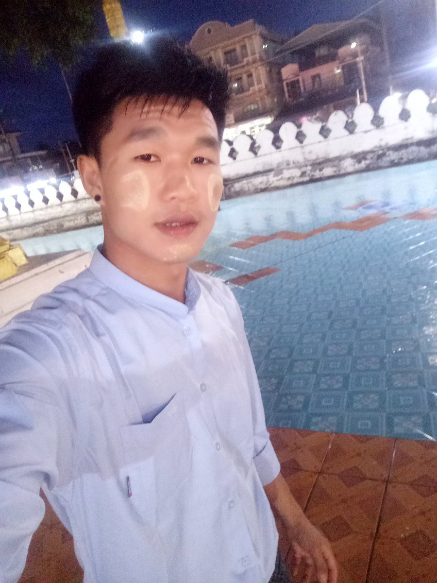 ChitMin41358524's tweet photo. မွတ္တရ
ေလးေပါ့ https://t.co/KLcgbnfrDa
