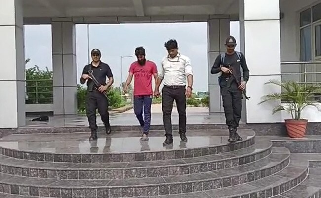 ndtv's tweet photo. #BREAKING | Terrorist Tasked By Jaish-e-Mohammed To Kill Nupur Sharma Arrested: UP Police https://t.co/NRxToQQhhh https://t.co/MZqvBK4ZlQ