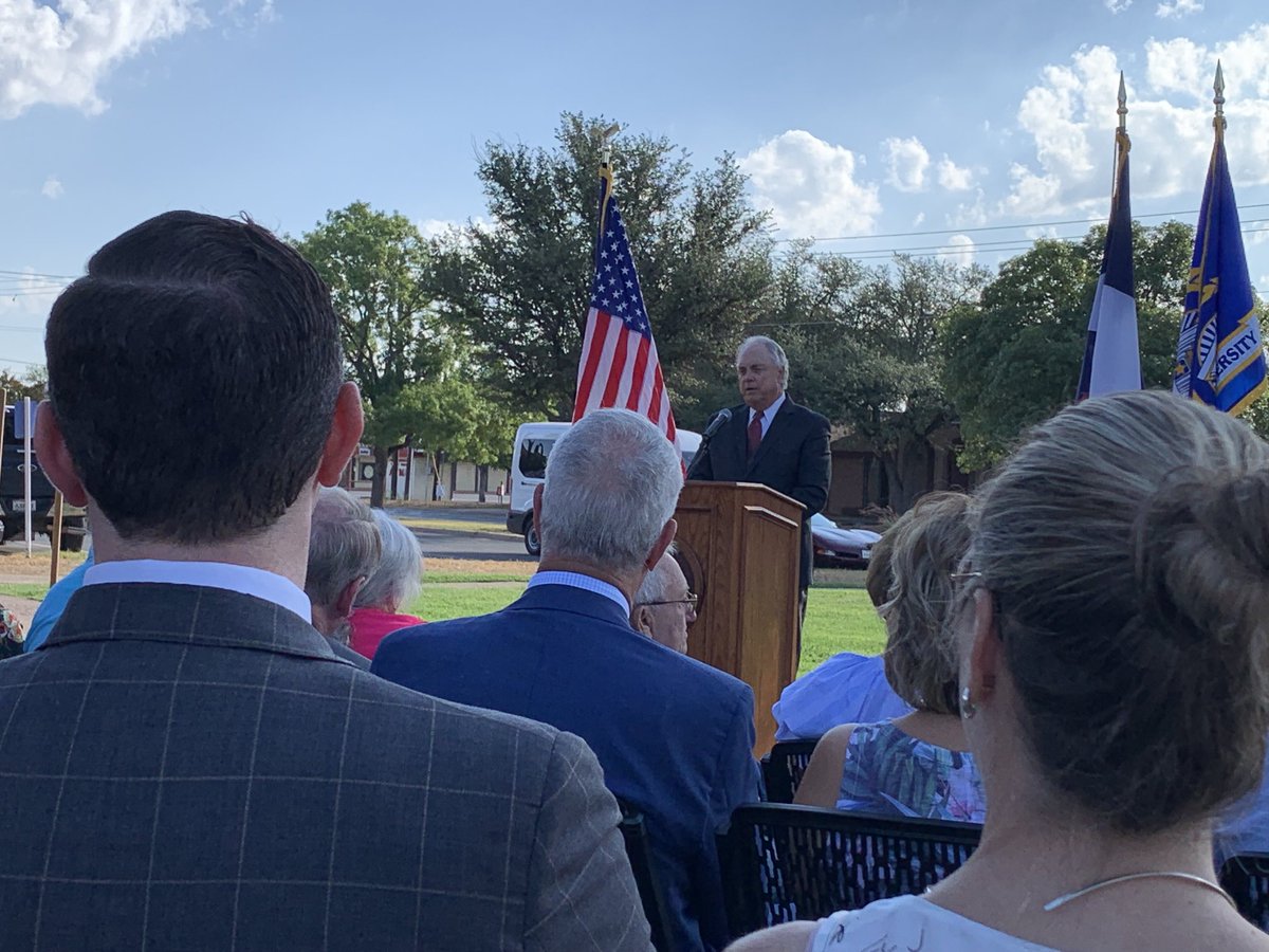 BethReissenweb1's tweet photo. #MSU celebrating the Housely tower at #ASU today in San Angelo with #TTUS Chancellor Mitchell, President Hawkins and State Representative Darby! Go Rams! Go Mustangs! https://t.co/DzpsFhLAx1
