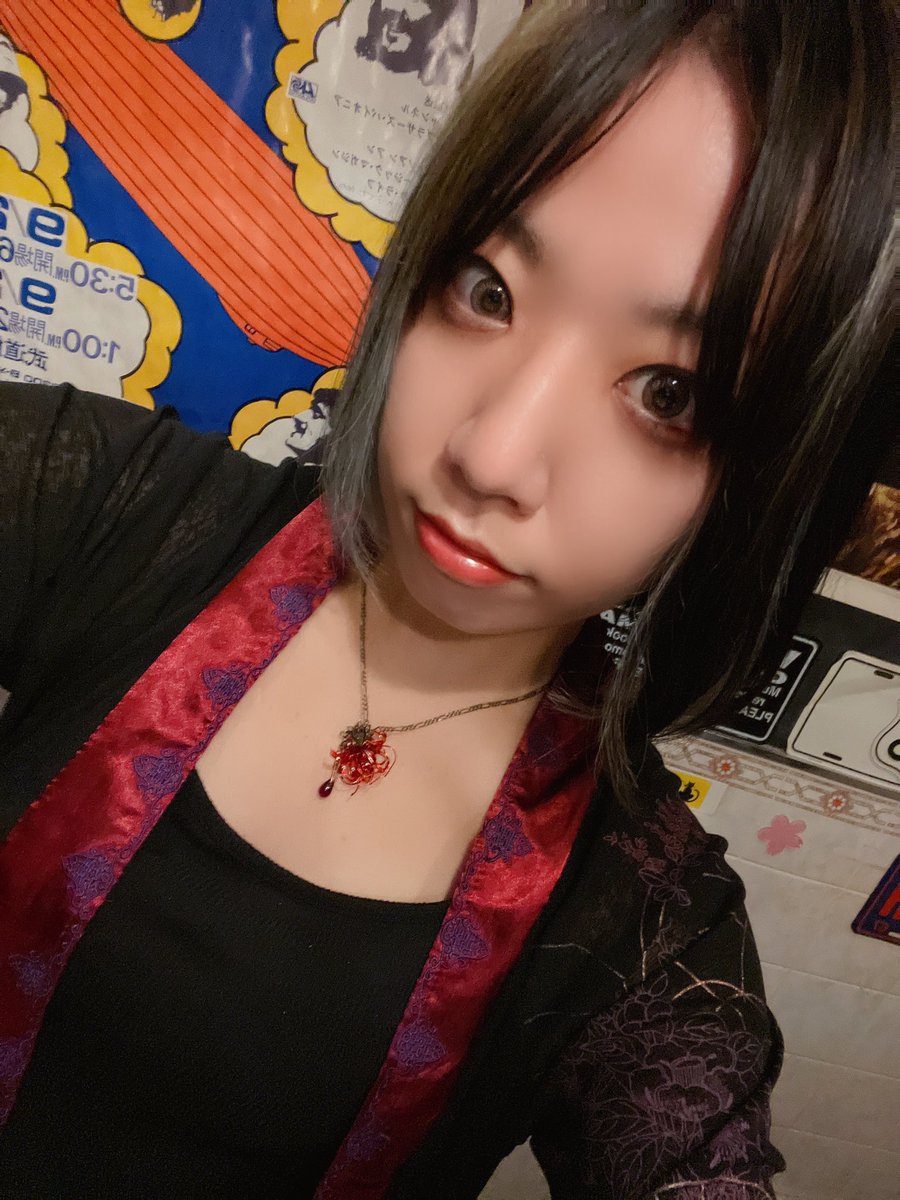 honokaslsa's tweet photo. でもって私はライブ2DAYS
ForeverLasting as 猫神 で #新宿クロウダディクラブ 演奏して参りますー

対バンは猫神のアルバム＆ライブにも参加してくれてますギタリスト @nausera 氏のバンド 風雷坊=FuRaiBou= さんですよろしくお願いしますヽ(｡･ω･｡)ﾉ
台風起きたら通過してないかなぁ(´-`) https://t.co/CR2rfptKz4