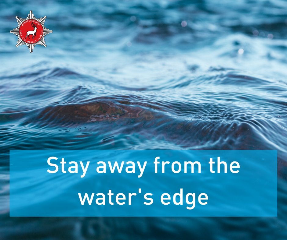 Herts Fire & Rescue (@hfrs) on Twitter photo 🌡️  It’s going to be very hot this weekend, and while open water might look like a tempting way to cool off, it’s easy to get into difficulties. 
🛟 Only swim where there are lifeguards present and be careful if you’re walking near the water’s edge. 
hertfordshire.gov.uk/about-the-coun… 🌡️  It’s going to be very hot this weekend, and while open water might look like a tempting way to cool off, it’s easy to get into difficulties. 
🛟 Only swim where there are lifeguards present and be careful if you’re walking near the water’s edge. 
hertfordshire.gov.uk/about-the-coun…