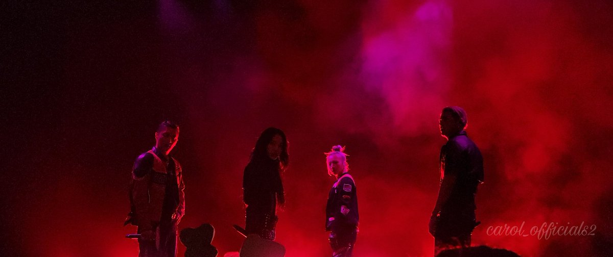 carolinejanice5's tweet photo. Another inspired cover!! ✨️🙏🙌
#kard #DCCONCERT https://t.co/DffINrG6Rc