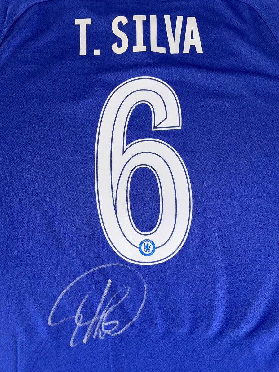 AdamGraphs's tweet image. SIGNED CHELSEA FC ITEMS