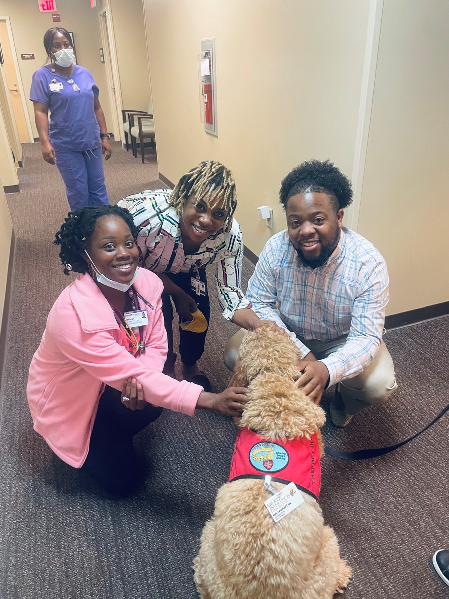 Roper St. Francis Healthcare on Twitter "Visits from our volunteer pet