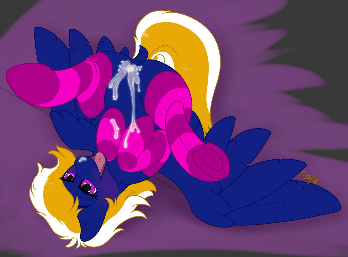 aelflonra's tweet photo. pega again, but lewd now :o https://t.co/Y3qRqlFhHQ