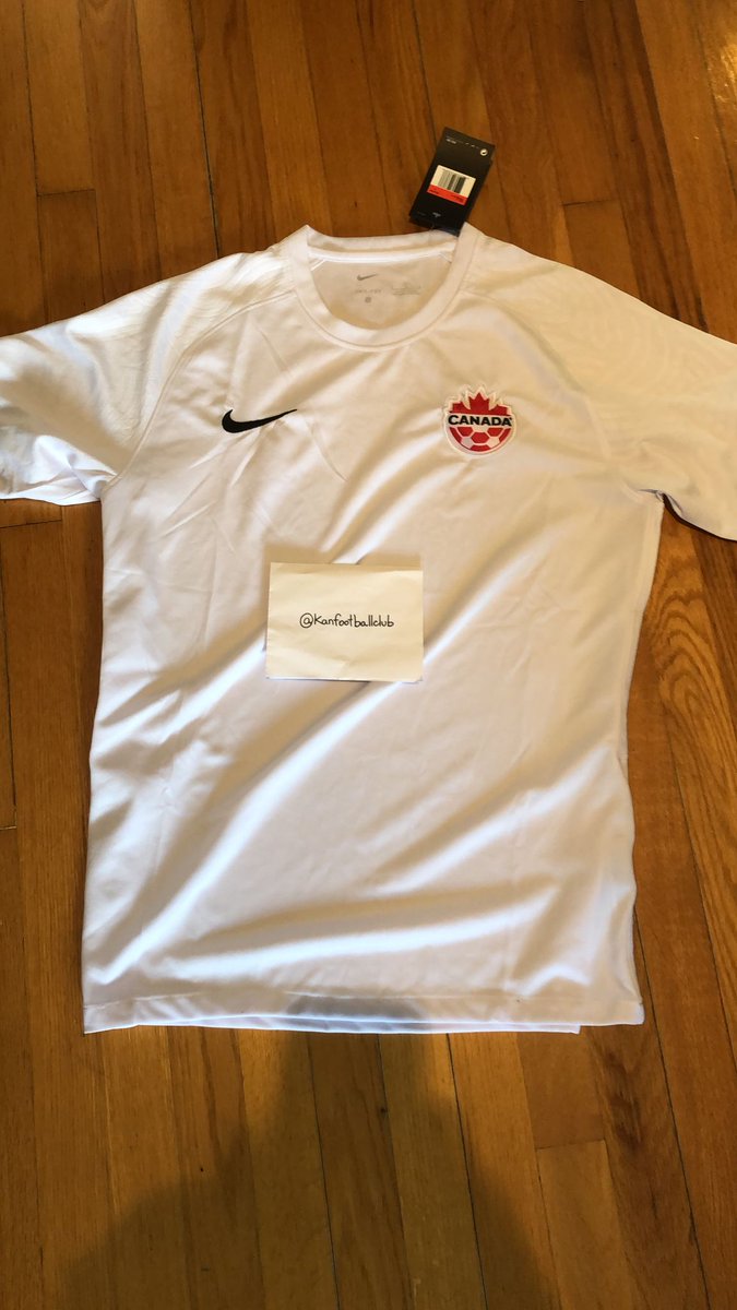 _sydfw's tweet photo. Hey la #KanFamily, parce que c'est J-100 avant #Qatar2022  on vous fait gagner le maillot de la sélection canadienne 🍁🥳 ! 

RT, Like + follow @kanfootballclub et @_sydfw 😃

 #WeCan #CanWNT #CanMNT 🇨🇦

TAS 20/08/22 https://t.co/gBKqlCjNjG