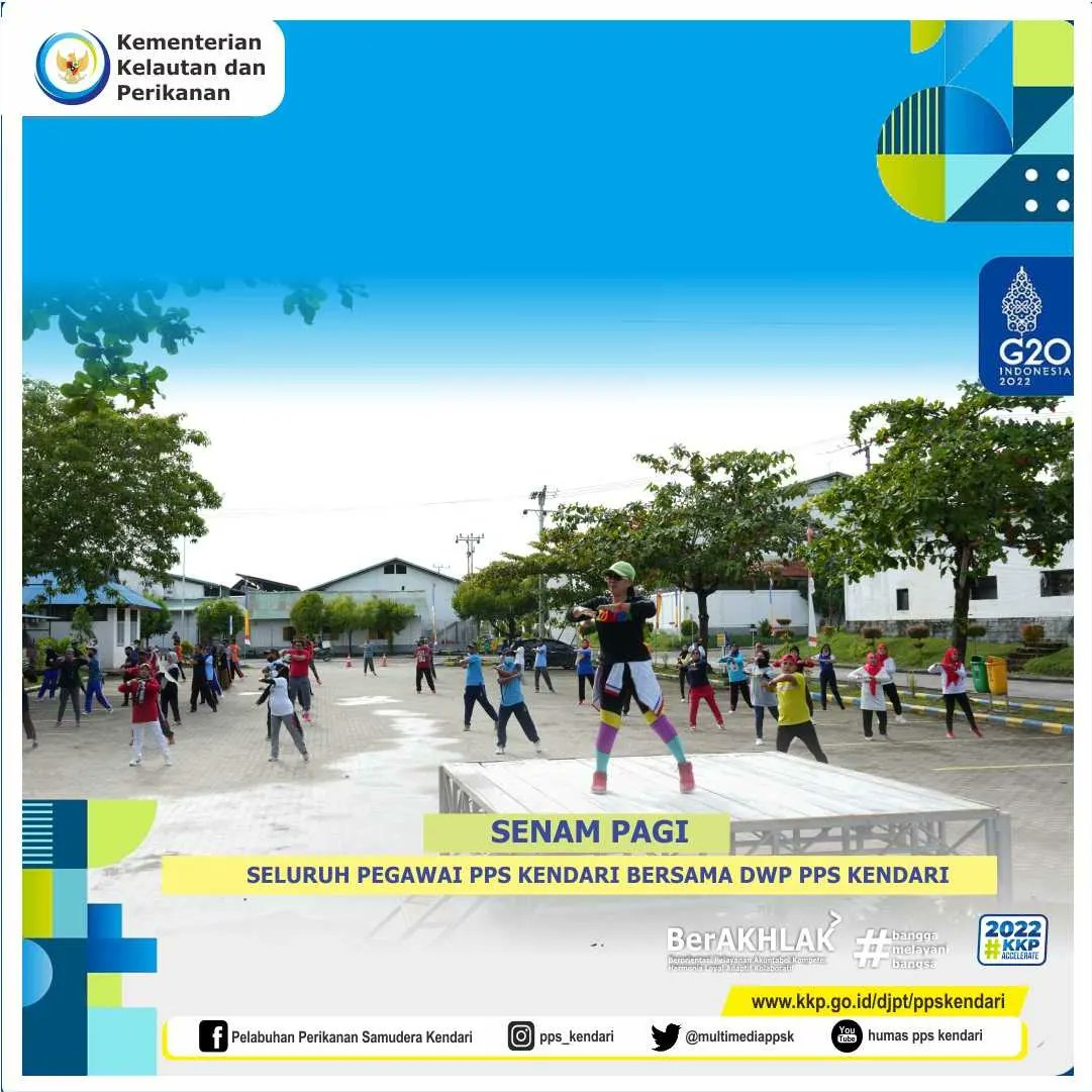 ppskendari1's tweet photo. #SahabatBahari Hidup sehat dan bugar menjadi dambaan setiap orang. Tidak terkecuali bagi Pegawai Pelabuhan Perikanan Samudera Kendari yang melaksanakan Senam Bersama pada Jum’at  (12/8) di halaman Kantor PPS Kendari. 

#KKPAccelerate 
#ppskendari https://t.co/CMPM0hj0Ar