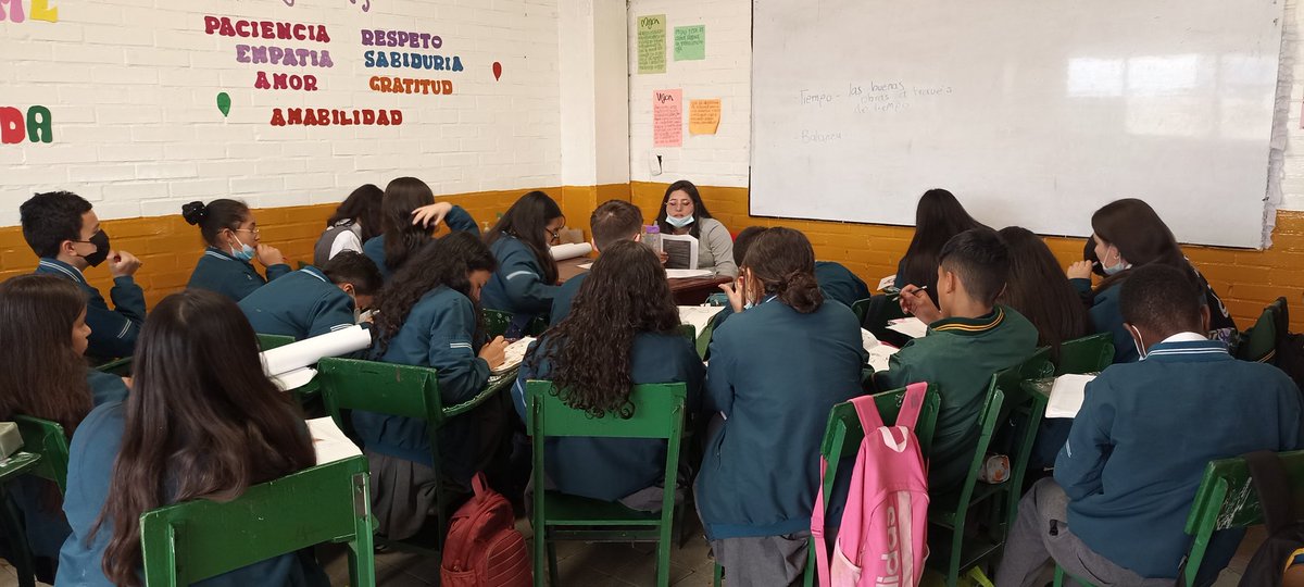 Elvis_torresp's tweet photo. El Liceo San Pablo - Bosa , se une a la jornada "la escuela abraza la verdad"@ComisionVerdadC 
#miescuelaabrazalaverdad 
#legadoenlaescuela 
#escuelaverdadynorepeticion https://t.co/ajNtWOb1of https://t.co/c8uzHfBgUg