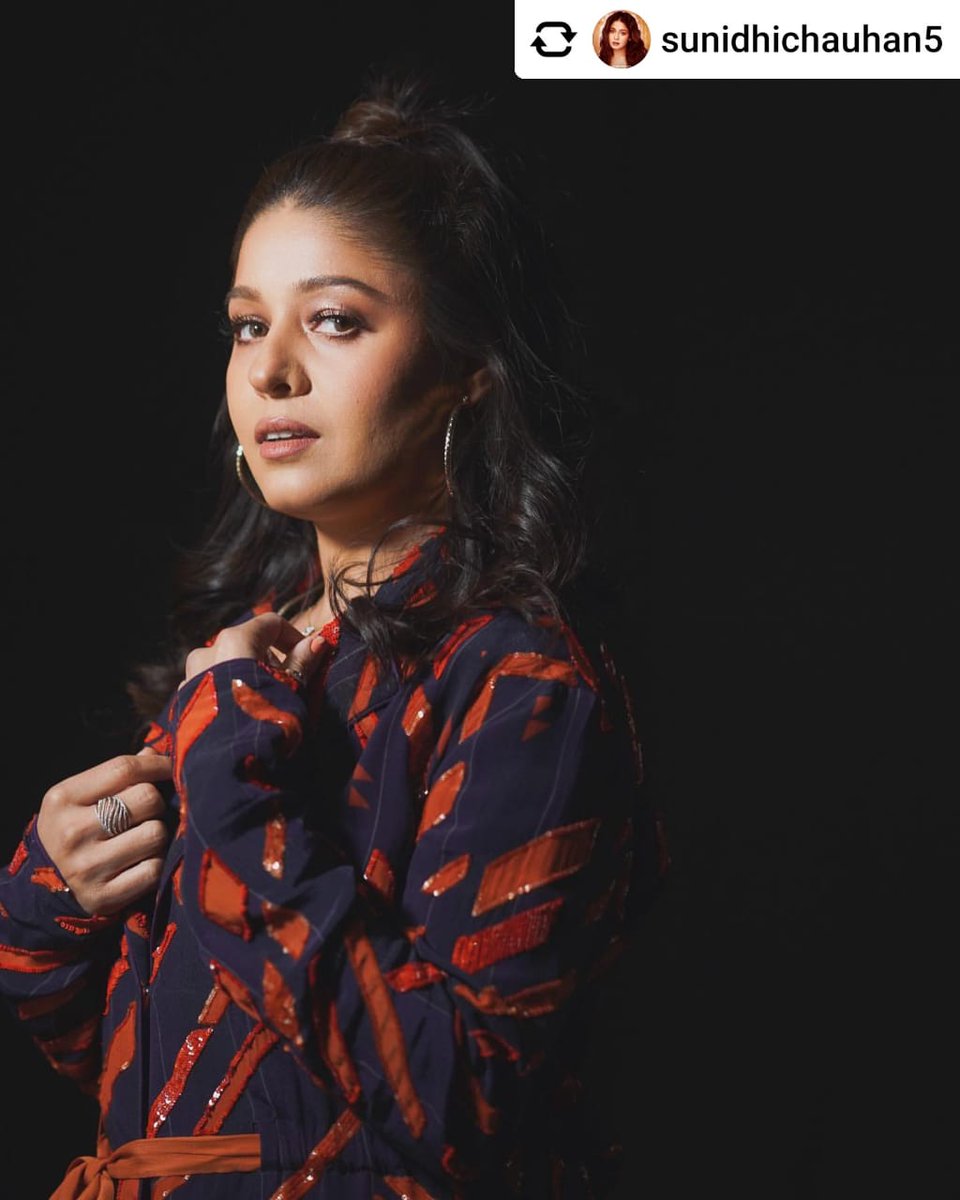 IIFA's tweet photo. A very happy birthday to the soulful singer that will always win us over with her tunes, #SunidhiChauhan

#IIFA #Bollywood #HappyBirthdaySunidhiChauhan @SunidhiChauhan5 https://t.co/WfexwLf18H