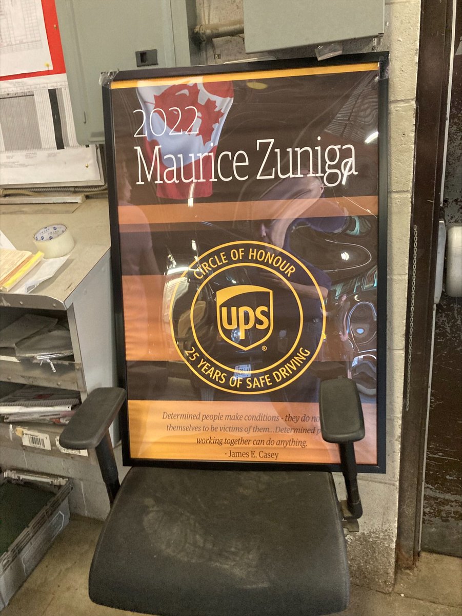 vincep634's tweet photo. Today Kitchener celebrated our 14th induction into the circle of honour.  Congratulations Mo Zuniga 25 years of safe driving. @Stephanie_Dex @RollyPayne4 @CanadaUPSers https://t.co/T1AHjPXvkH