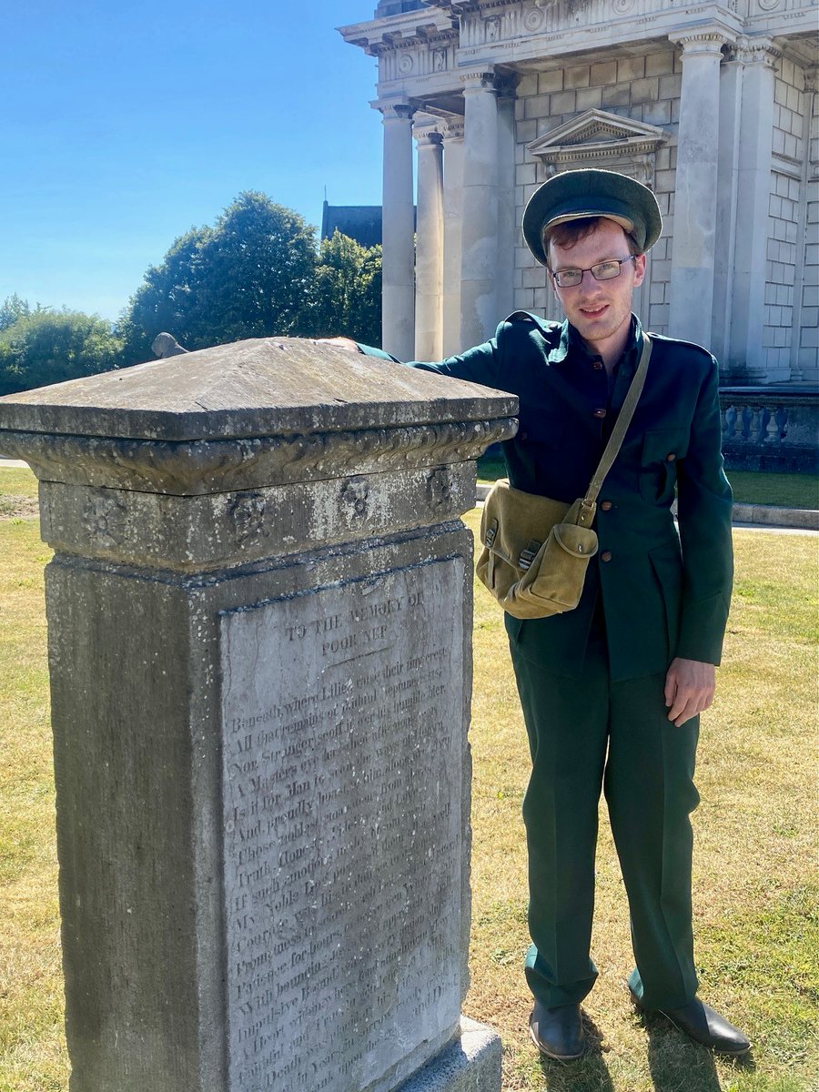 Next week at @TheCasinoMarino we’re celebrating Heritage Week with lunchtime events & a Sunday celebration of arts & culture.
Our guide Martin, in 20th century costume, is pointing out Michael Collin's bullet holes in the basement walls 
For full details
casinomarino.ie/exhibitions/