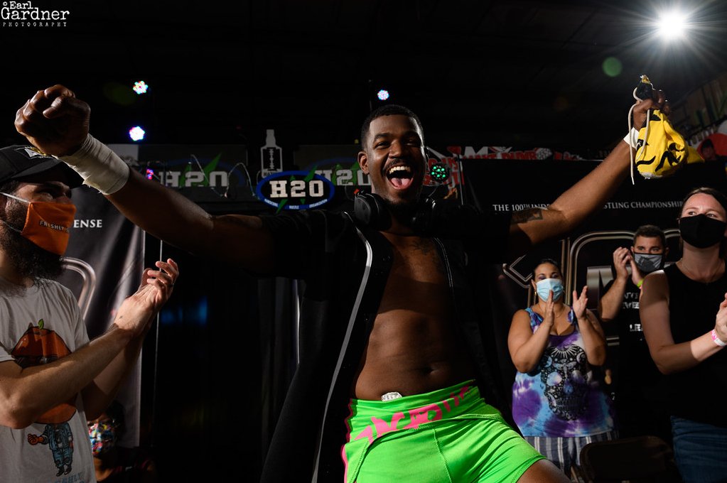 You can love the game too. Subscribe to <a href="/WristlockAcad/">Wristlock Academy</a>.