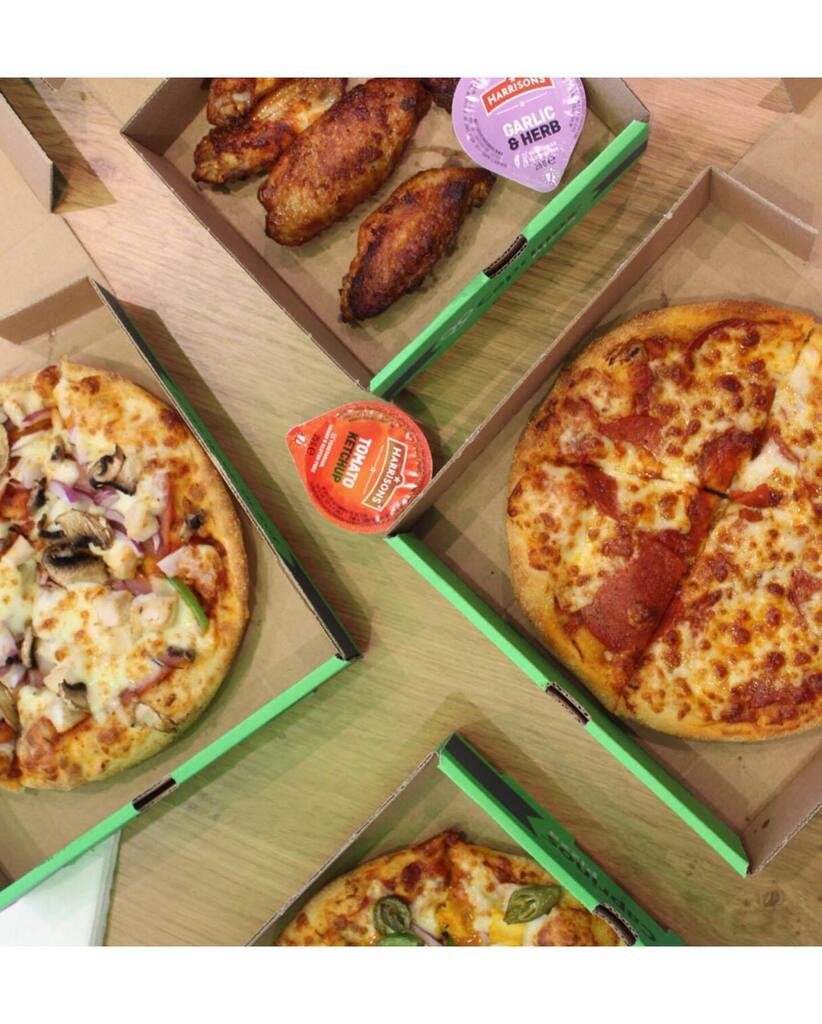 AD - INVITE - FOOD REVIEW 
⠀
📍- @caprinosmk
🍕- Pizza 
💰- ££
⠀
Previously a #takeaway and #delivery restaurant , Caprinos MK has recently opened a dine in restaurant at the Lloyds Court In Milton Keynes. We were kindly invited to try what they hav… instagr.am/p/ChKbP90j2Ee/