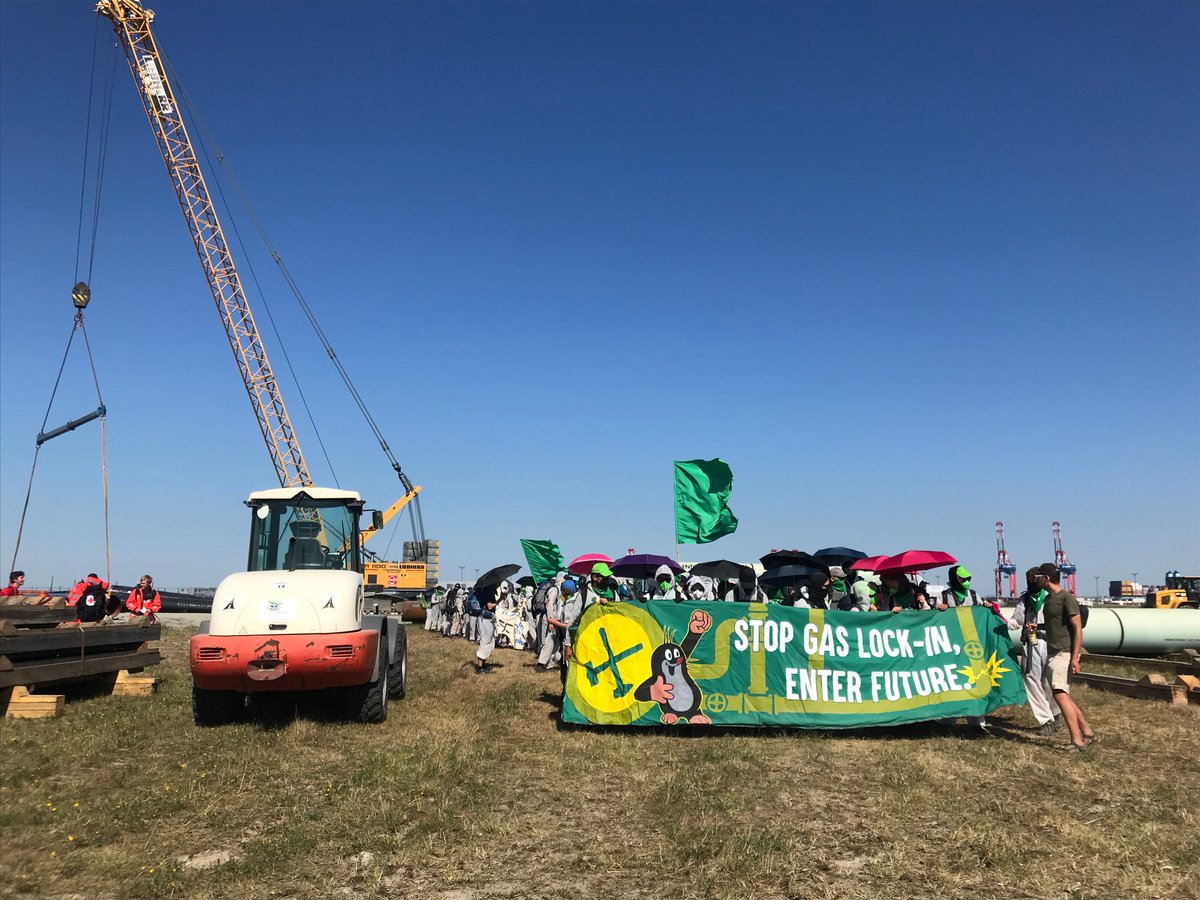 LNG Baustellen zum Abenteuerspielplatz 🧒

Wir brauchen keine fossile Infrastruktur, wir brauchen erneuerbare Energien und #Degrowth

Der Grüne Finger ist auf dem Heimweg 💚
#GasDreckWeg