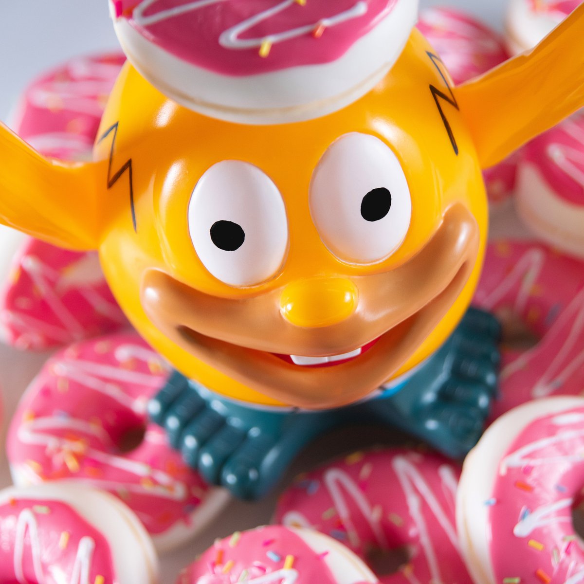 Awesome_Toy's tweet photo. HOMER Q✨Sofubi doll!

Stand about 7.5" (190mm) with 3 articulations.
Available at @ToyUndergroundS ~
https://t.co/rJpV2bgTpy

#sofubi #ソフビ #vinyltoy #bootlegtoy #doll #パチ #Q太郎 #ObaQ #オバQ #Simpsons #homer https://t.co/TRRbcTLlFv