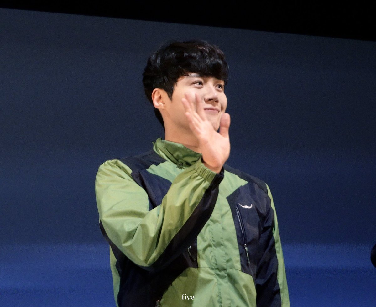 Five_508's tweet photo. 220811
김��노눈에별있음 .. 내가봣음 

#김선호 #터칭더보이드 #조 https://t.co/1int9KYoUI