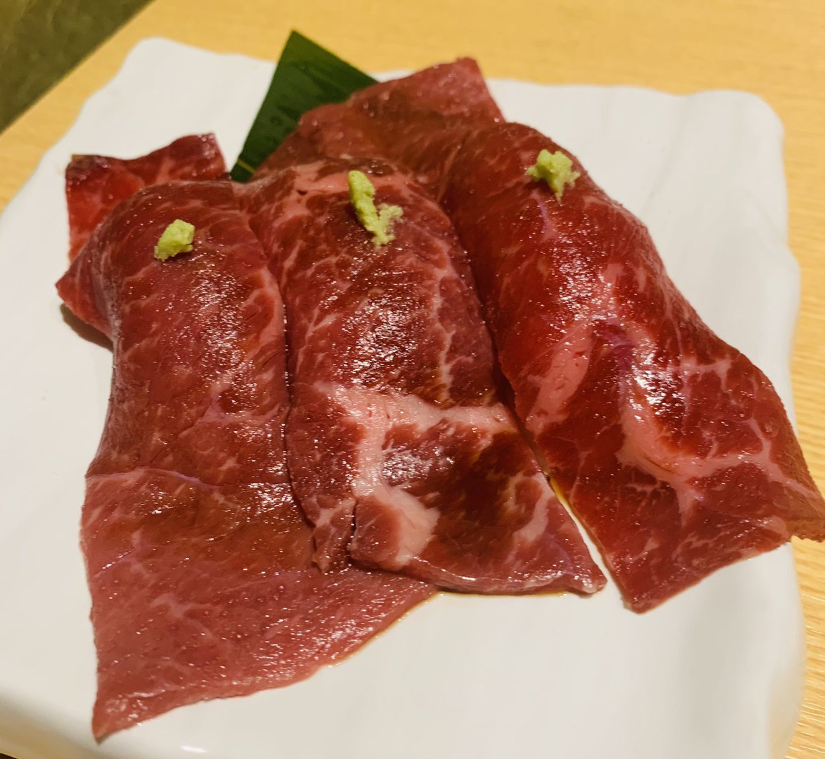 今日の日記!
焼肉🍖
素敵なお土産🌙
よう分からんパン購入🥖 