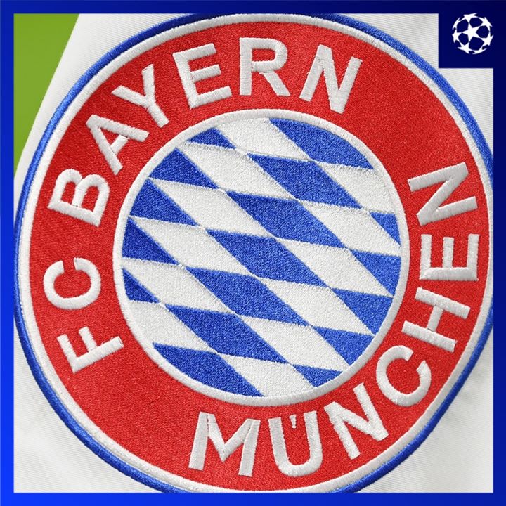 LigadeCampeones's tweet photo. 🗣 Dinos el 𝐩𝐫𝐢𝐦𝐞𝐫 𝐣𝐮𝐠𝐚𝐝𝐨𝐫 en el que piensas cuando ves este escudo...

#UCL https://t.co/SdVTVx3XUX