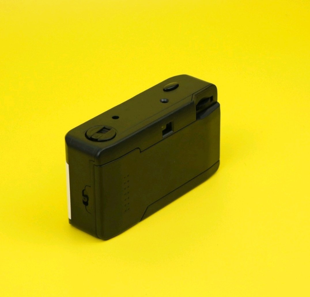 Threadbyriyu's tweet photo. Kamera Analog NIKKO original FMO 
🔗 https://t.co/xKZ0cNM5Az https://t.co/c7y9OrDaOv