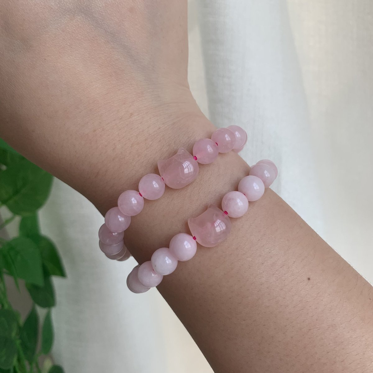 rockeastgem's tweet photo. Cat Rose Quartz Bracelet https://t.co/KDh3PVQ86y