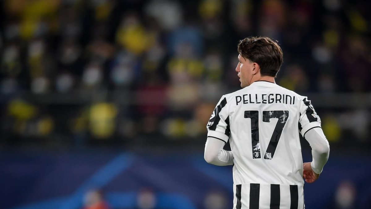 frances14372469's tweet photo. L'unico terzino che meritava di restare 🇮🇹🤍🖤🚂

Buona fortuna Luca 🤍🖤💔😩🚂🚂🚂

#Juventus #Pellegrini #FinoAllaFine #ForzaJuve #LP17 https://t.co/AInHb1qbnr