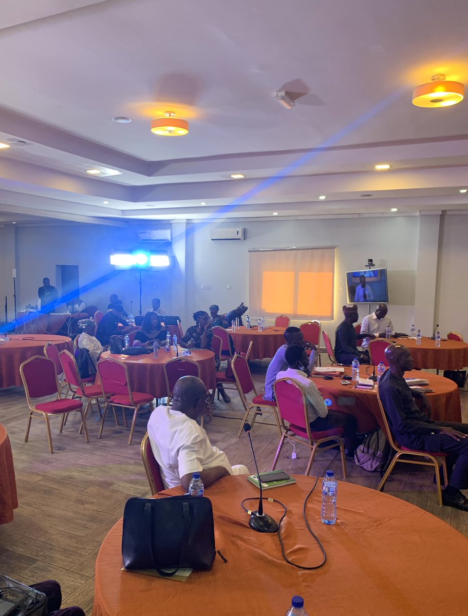TheWaaph's tweet photo. During the round table discussion at the just concluded Two days HSRC revitalization workshop to deliberate on action steps to revive the coalition, the anchor @ohanyidof applauded every Sub-committee member for the development and presentation of the coalition annual work plan. https://t.co/nrZdW2u3OB