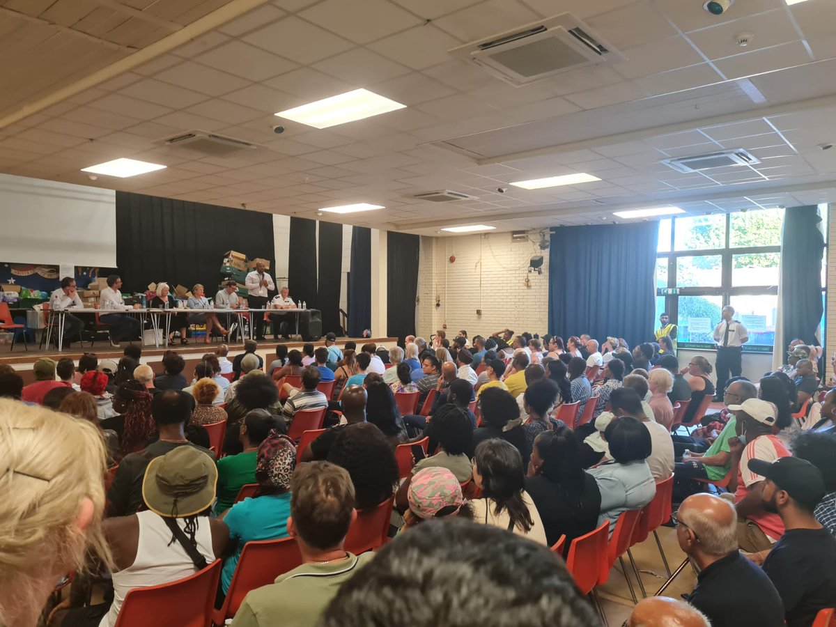 We’d like to thank every resident who attended our open forum last night about Galpin’s Road.

Emotions understandably ran high and rightly so, but we are grateful to the whole community for engaging with us and we hope you found it worthwhile.

Your resilience is inspiring.