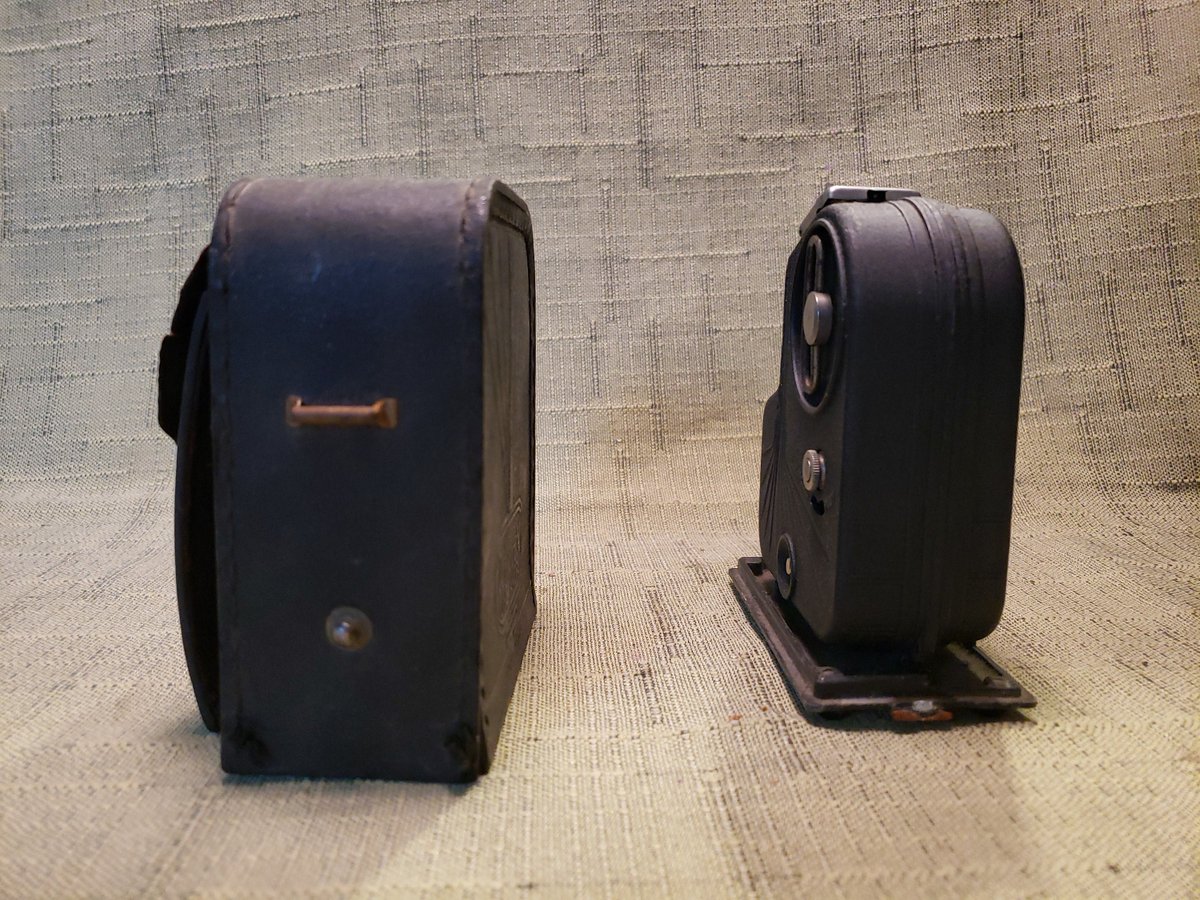 atticesoterica's tweet photo. Vintage Model A-8 Univex 8MM Cine Camera With Original Case, Movie Camera, Vintage Photography, Camera Collection https://t.co/bfrNlSkB62 #AtticEsoterica #Antiques #Collectibles #Etsy #Curios #BestOffer #Vintage #OriginalCase https://t.co/UyIYiFYQfp