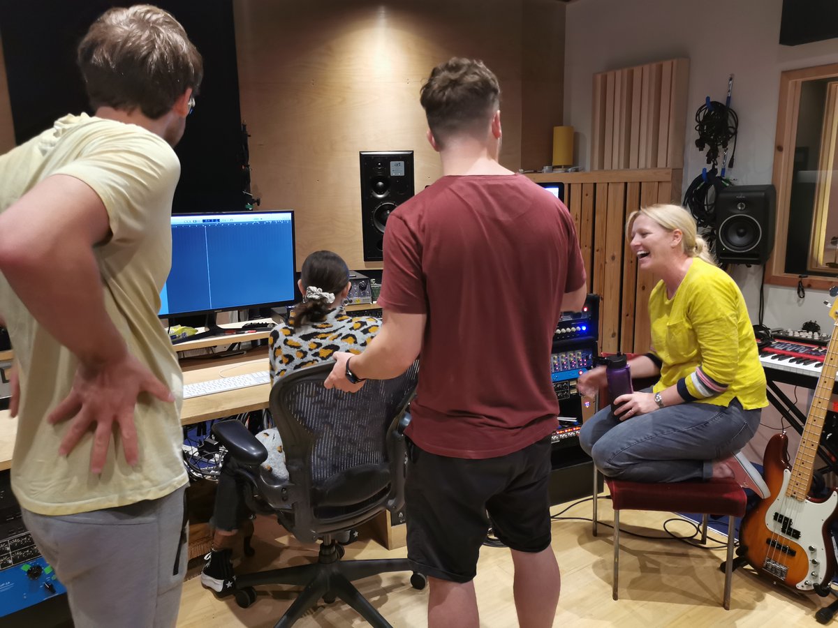 glasshouseicm's tweet photo. We had a great time with @ampcicNE at our Making Tracks taster sessions this week. If you are 16-25 and interested in writing, recording &amp; producing your own music applications for the full Making Track course are open now! 
➡️ https://t.co/OP5DmvuH0M
🚨Apply before 5pm on 19 Aug https://t.co/OL9c91mEY9