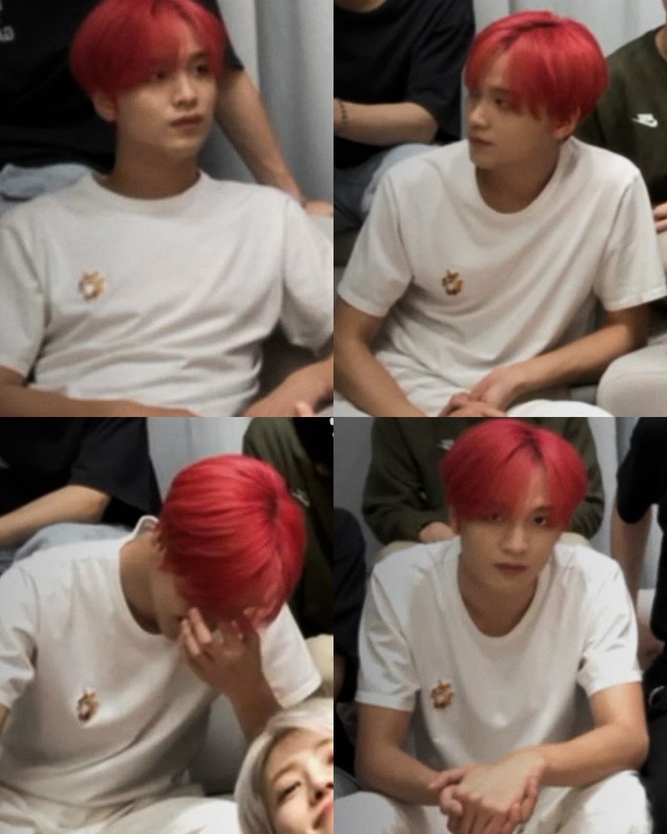 ihaecyou's tweet photo. haechan is so damn fine omg https://t.co/r4DkikdMOx