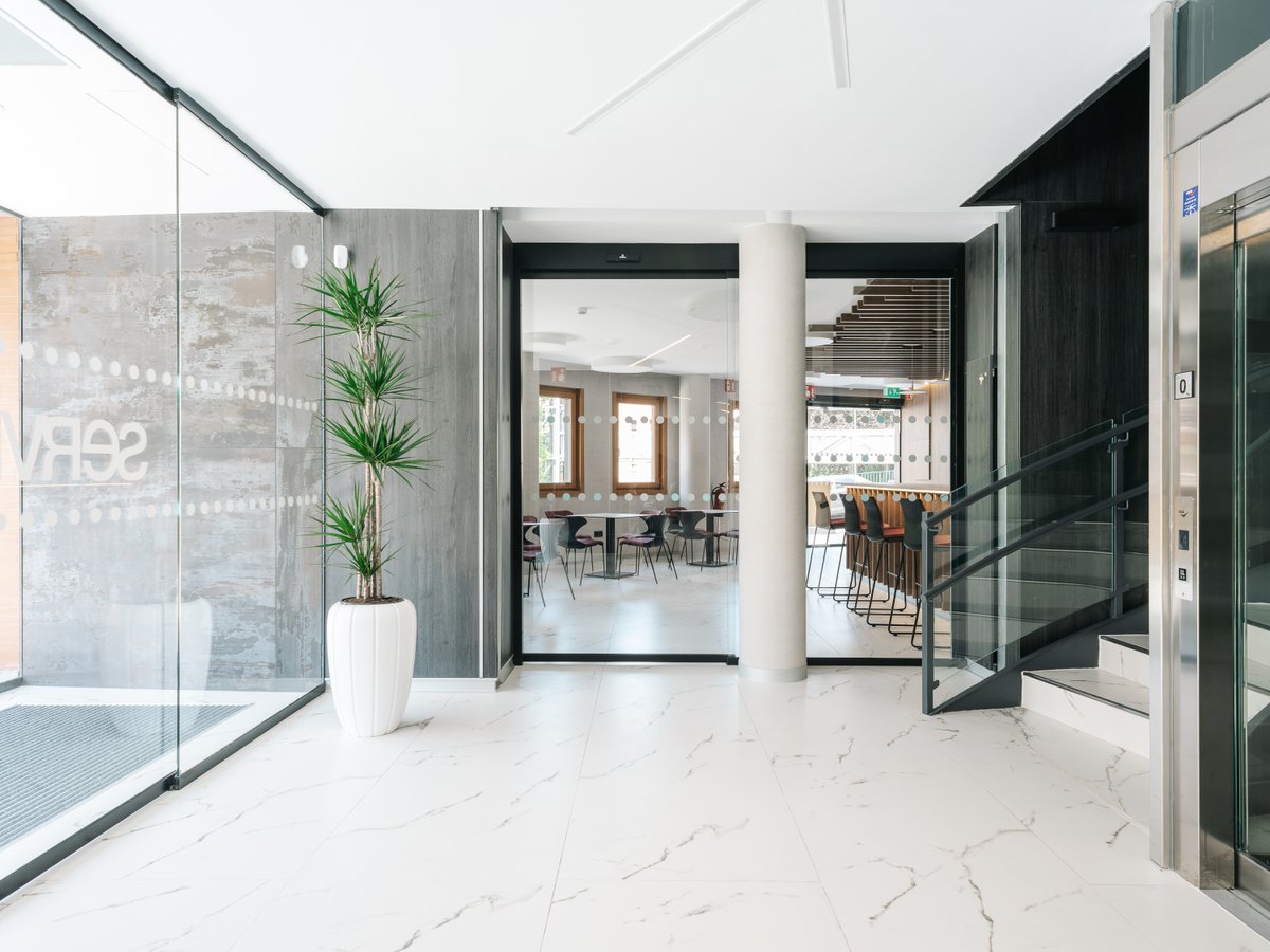 iparquitectura's tweet photo. ¡Os presentamos uno de nuestros últimos proyectos!  

*Reforma integral del Tanatorio Servisa de Bilbao*

+ INFO: https://t.co/4qlZSATYhs

#arquitectura #reformaintegral #reformadeinterior #tanatorioservisabilbao https://t.co/7PDekMKsQq