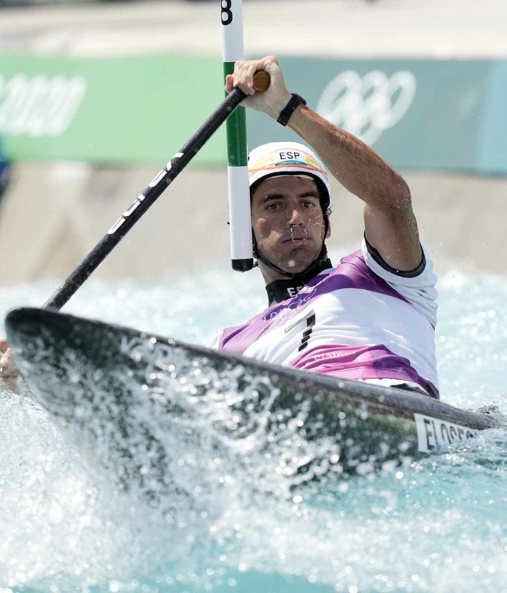 COE_es's tweet photo. Un héroe 🦸 es una persona normal que encuentra la fuerza 💪 para sortear los obstáculos ⚔️ que le plantea la vida.
🚣 @RFEPiraguismo @anderelosegi https://t.co/DMlwLSV0XB