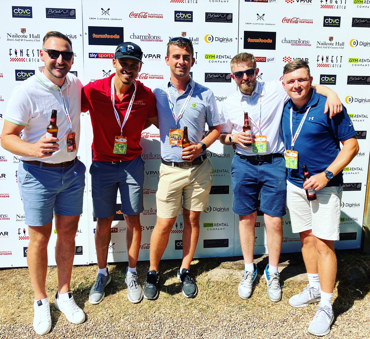 Great morning round for team Farol Golf, clubhouse leaders with a score of -8 

Thanks to @OdemwingieP for the great company let’s hope we hold on to the lead throughout the day!! 

#teamfarolgolf