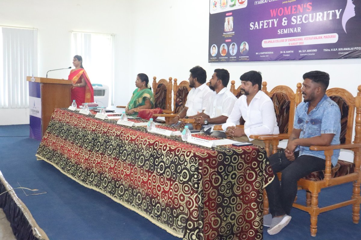 Iyarkaicst's tweet photo. We have successfully completed the Womens Safety and Security Seminar at Solamalai College of Engineering today Madurai.

Iyarkai Charitable and Social Trust and Social Welfare department jointly organised the event. https://t.co/qe7Iq4tDlr