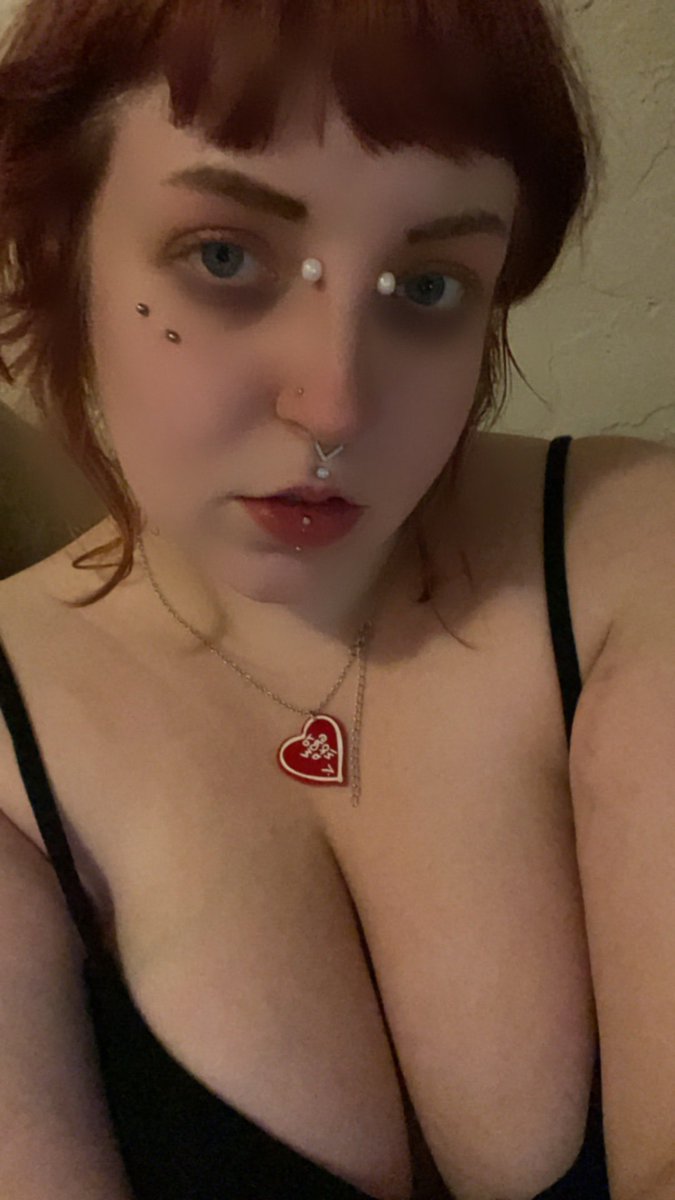 my life is just me switching constantly between these two hair colors