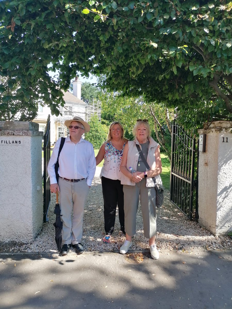 CeartasAdvocacy's tweet photo. 🚶♀️ Our Bearsden Health Walk🚶
Another amazing day. See you all next Wednesday. To join us call Michelle or Kenny 0141 775 0433. @TNLComFundScot, @PathsforAll, #ConnectCreateChange https://t.co/xeIhYQjWaq