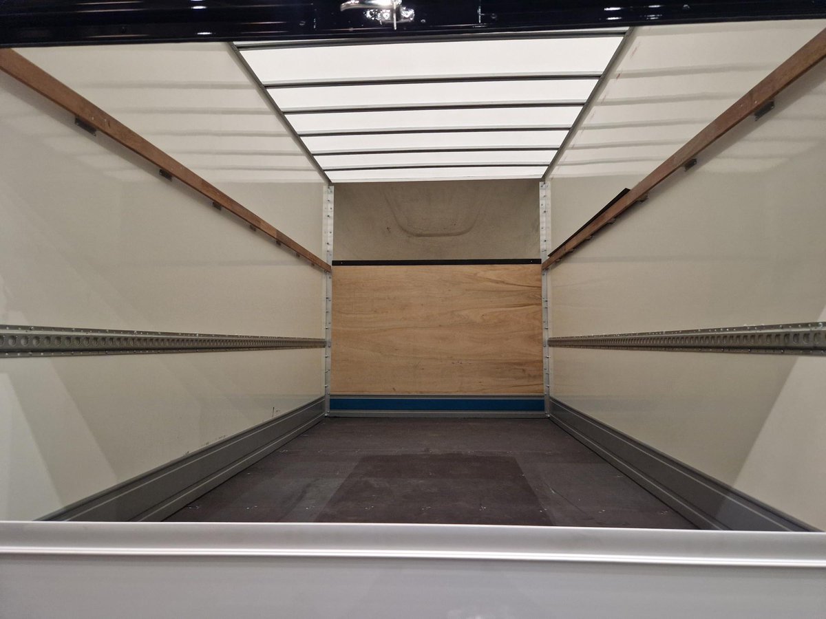 Marshall Motor Group
Volkswagen Commercial Vehicles UK

#notjustanybody