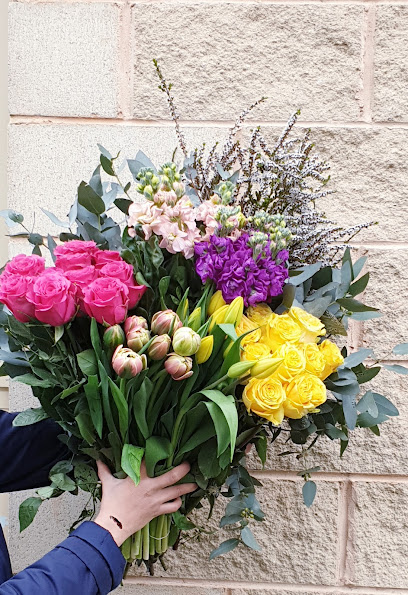 lilybloomsau's tweet photo. See our happy clients review here
https://t.co/mR22H3Y1Jm
Call us:0408 444 644
https://t.co/UeEZyMtit3
#samedaydelivery #onlineflowerdelivery #onlineflower #happyclient #clientreview #happyclientreview #gmb #floweronline #flowerdelivery #melbourne #Australia #thursdayvibes https://t.co/GK7wos6AVf