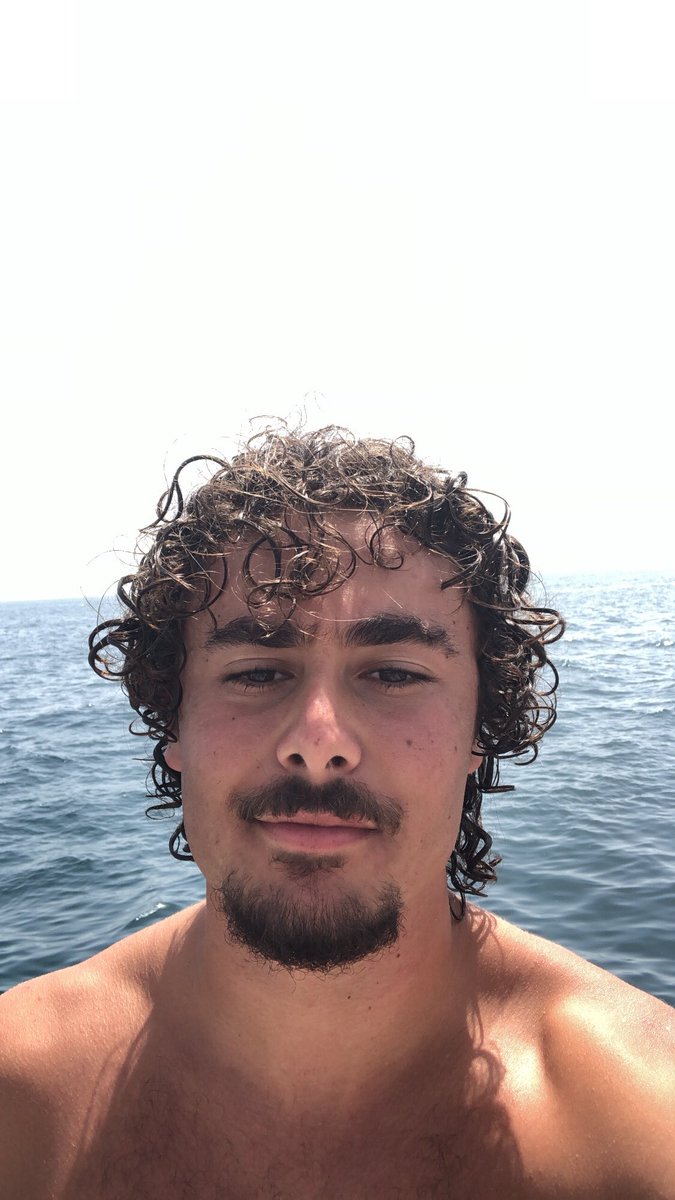 valho16's tweet photo. 🚤🌊 https://t.co/Rtdl0fwvHb