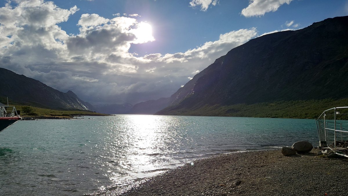 VixloOC's tweet photo. @95rn16 The mountains of Norway https://t.co/E1wVgeGGR7