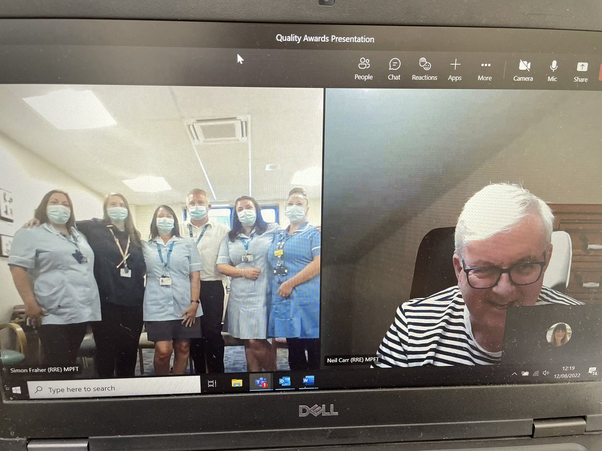 NeilCarrMPFT's tweet image. Absolutely delighted to present @mpftnhs ‘GOLD’ award 🥇 to the Physical Health Pathway Team in our ST&amp;amp;W Care Group - amazing work on implementing new approaches to service delivery 👏🏻👏🏻 well done Team