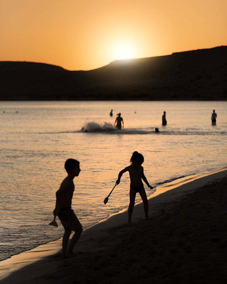 Silhouettes of joy.
#greece #photo #photooftheday #sunsetphotography