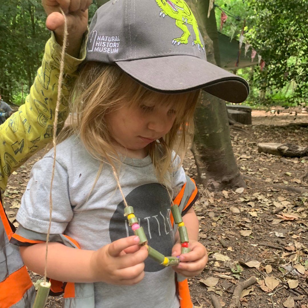 LittlForestFolk's tweet photo. Over at our Putney Heath nursery the children have been getting creative again and making their own elder bracelets and necklaces! ⁠😁 🌿 https://t.co/9jQJXlpONn