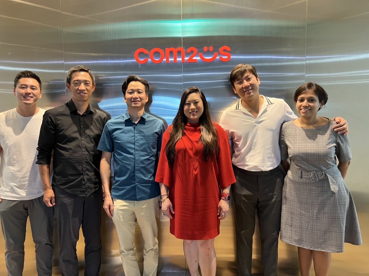 kyuclee's tweet photo. Honor to host @CarolineDPham from #CFTC at our Korean HQ today, and surprised that she has already played some of our games! Great learnings and discussions! @JaejoonSong @Com2uS https://t.co/KsFz88MYrR