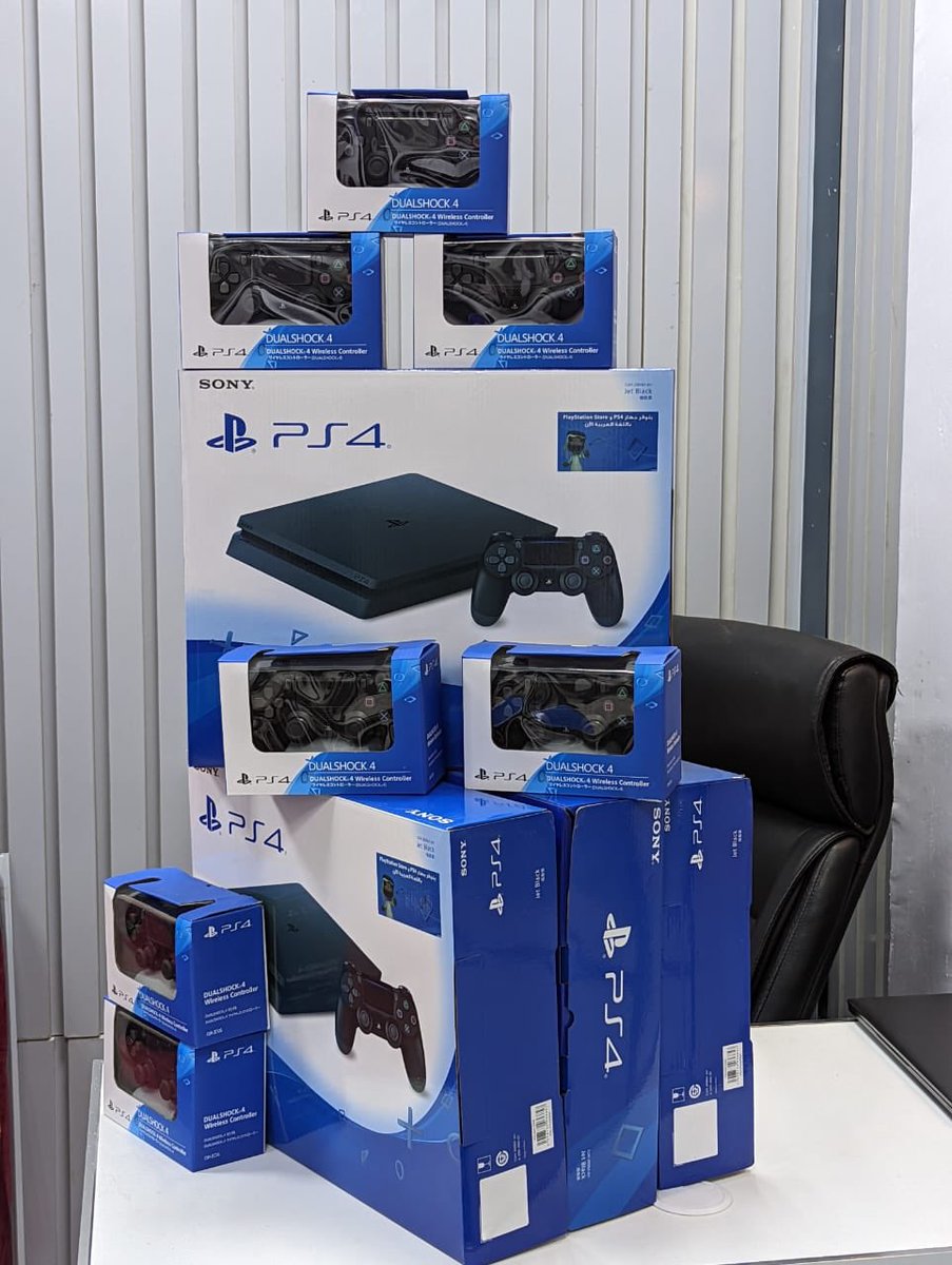 Thegadgetsplug's tweet photo. Console deals🎮
Brand New Playstation 4 - 230,000 naira only
Extra pad - 17,000 naira each❗
#BBNaija #lagos #gadgetsplug https://t.co/ahkSz7Uk89